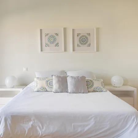 Cidadela Deluxe 2br With Pool And Sea View