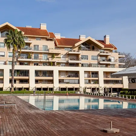 Apartment Cidadela Deluxe 2br With Pool And Sea View