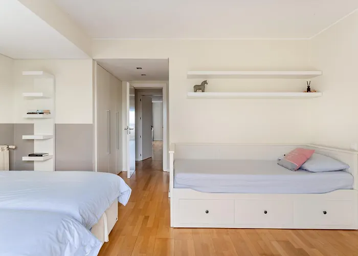 Apartment Cidadela Deluxe 2br With Pool And Sea View