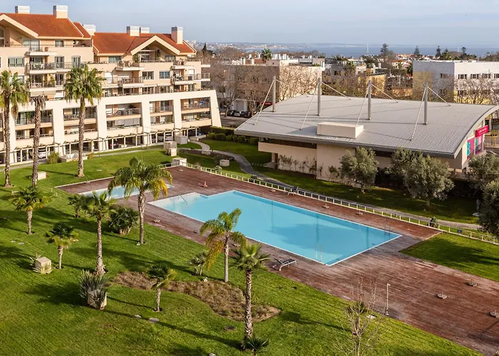 Cidadela Deluxe 2br With Pool And Sea View Cascais